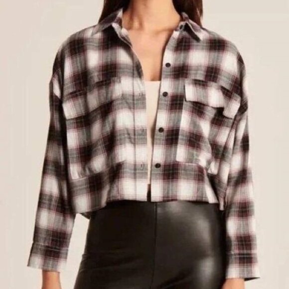 Abercrombie & Fitch Tops - Abercrombie & Fitch Oversized Crop Flannel Shirt Women's Soft Work Pockets XL